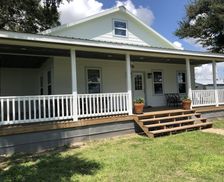 United States Texas Shiner vacation rental compare prices direct by owner 9366997