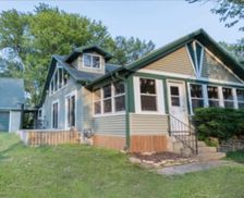 United States Wisconsin Edgerton vacation rental compare prices direct by owner 10299546