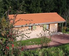 France Auvergne-Rhône-Alpes Les Noes vacation rental compare prices direct by owner 9432059