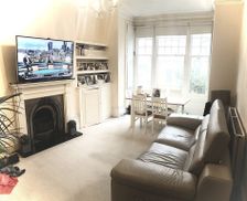 United Kingdom England London vacation rental compare prices direct by owner 9892222