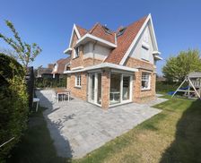 Belgium Vlaams Gewest Saint Idesbald vacation rental compare prices direct by owner 12182528