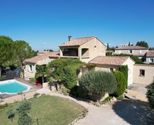France Provence-Alpes-Côte-D’Azur Sainte-Cécile-Les-Vignes vacation rental compare prices direct by owner 11014073