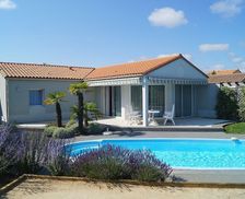 France Vendée Les Sables-d'Olonne vacation rental compare prices direct by owner 10369753