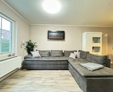 Germany Mecklenburg-West Pomerania Zingst vacation rental compare prices direct by owner 15315050