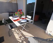 France Occitanie Sète vacation rental compare prices direct by owner 10394260