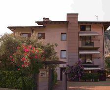 Italy Provincia autonoma di Trento TORBOLE SUL GARDA vacation rental compare prices direct by owner 12195462