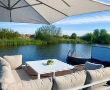 Netherlands IJsselmeer (Noord-Holland) Wervershoof vacation rental compare prices direct by owner 13140954