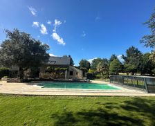 France Loire-Atlantique Saint-Nicolas-de-Redon vacation rental compare prices direct by owner 11704000