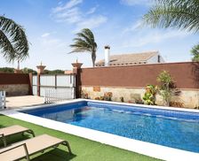 Spain Andalucía Conil de la Frontera vacation rental compare prices direct by owner 15486168