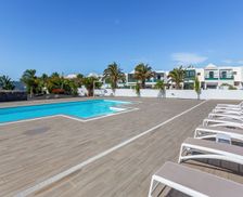 Spain Andalusia Costa Teguise vacation rental compare prices direct by owner 24965671