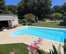 France Vaucluse Mondragon vacation rental compare prices direct by owner 23835004