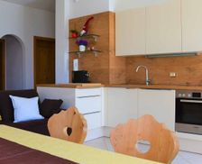 Italy Bolzano TRODENA vacation rental compare prices direct by owner 24931439