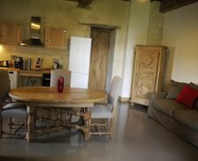 France Vienne Monts-sur-Guesnes vacation rental compare prices direct by owner 23911238