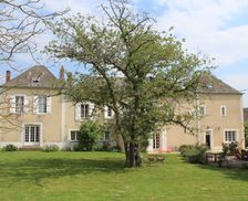 France Loiret Château-Renard vacation rental compare prices direct by owner 23834994