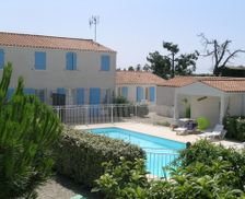 France Charente-Maritime Le Château-d'Oléron vacation rental compare prices direct by owner 23920204