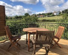 France Loire Lézigneux vacation rental compare prices direct by owner 23829263