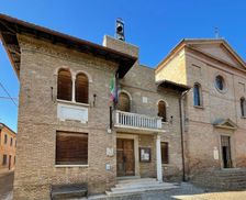 Italy Marche Serrungarina vacation rental compare prices direct by owner 26834417