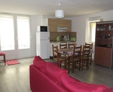 France Aveyron Millau vacation rental compare prices direct by owner 25268632