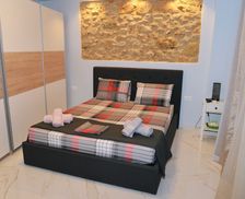 Greece Attica Πειραιάς vacation rental compare prices direct by owner 25297014