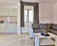 Montenegro Opština Bar Dobra Voda vacation rental compare prices direct by owner 14347961