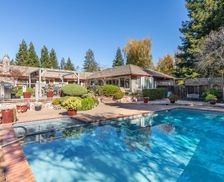 United States California Petaluma vacation rental compare prices direct by owner 26571275