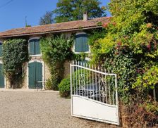 France Charente Nanteuil-en-Vallée vacation rental compare prices direct by owner 25252140