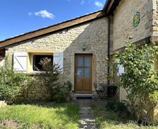 France BEAUJOLAIS VITICOLE POMMIERS vacation rental compare prices direct by owner 25193748