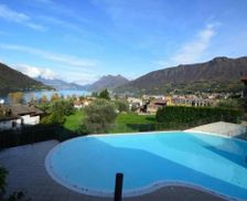 Italy Provincia di Brescia Sale Marasino vacation rental compare prices direct by owner 33379946