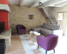 France Aveyron Vailhourles vacation rental compare prices direct by owner 29958266