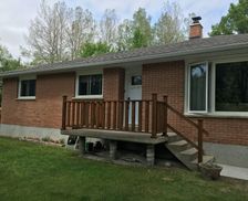 Canada Ontario Tiny vacation rental compare prices direct by owner 2329742