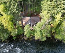 United States Oregon McKenzie Bridge vacation rental compare prices direct by owner 26550023