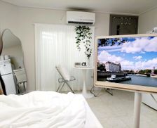 South Korea Seowon-gu Cheongju-si vacation rental compare prices direct by owner 27686943