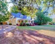 United States Oklahoma Chickasha vacation rental compare prices direct by owner 25313839