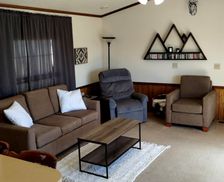 United States Wyoming Riverton vacation rental compare prices direct by owner 24551698