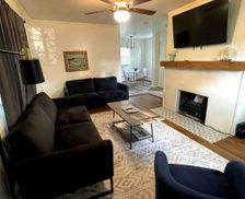 United States Illinois Brookfield vacation rental compare prices direct by owner 29007597