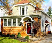 United States New York Buffalo vacation rental compare prices direct by owner 1149659