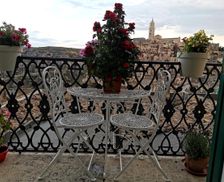 Italy Basilicata Matera vacation rental compare prices direct by owner 7085067