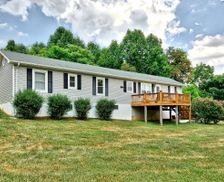 United States Virginia Radford vacation rental compare prices direct by owner 623358