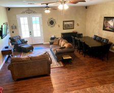 United States Texas Flint vacation rental compare prices direct by owner 9686089