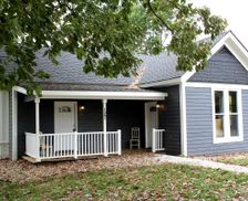 United States Missouri Pleasant Hill vacation rental compare prices direct by owner 175513