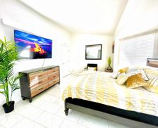 United States Nevada Las Vegas vacation rental compare prices direct by owner 10296448