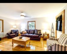 United States Michigan East Lansing vacation rental compare prices direct by owner 33894242