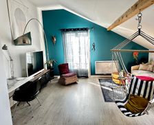 France Auvergne-Rhône-Alpes Cran-Gevrier vacation rental compare prices direct by owner 4167250