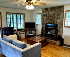 United States New York Chazy vacation rental compare prices direct by owner 1332907