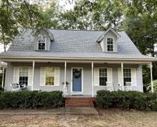 United States  South Carolina vacation rental compare prices direct by owner 28342572