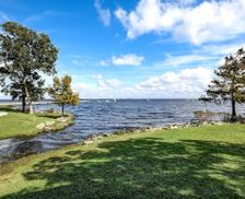 United States Florida Green Cove Springs vacation rental compare prices direct by owner 33245953