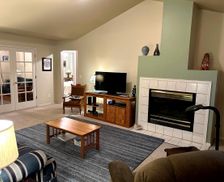 United States Colorado Cañon City vacation rental compare prices direct by owner 33752591