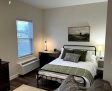 United States Iowa Bettendorf vacation rental compare prices direct by owner 33525995