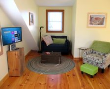 United States Maine Hallowell vacation rental compare prices direct by owner 24576289