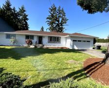 United States Washington Puyallup vacation rental compare prices direct by owner 11455110